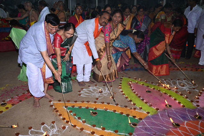 Brahmotsavam