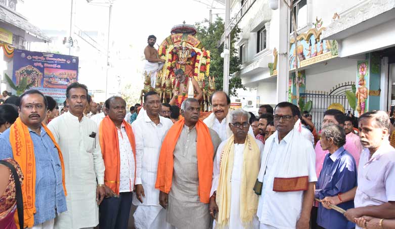 Brahmotsavam