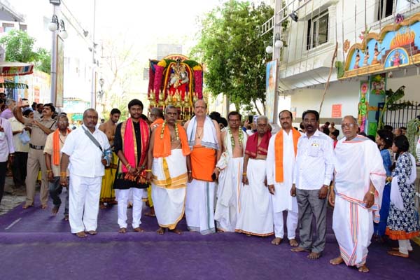 Brahmotsavam