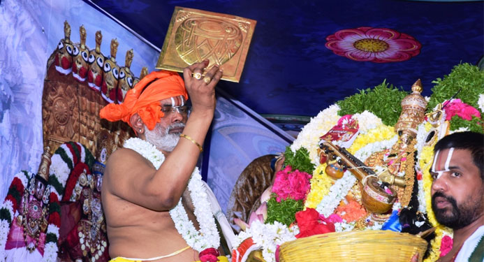 Brahmotsavam