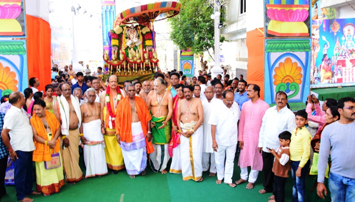 Brahmotsavam